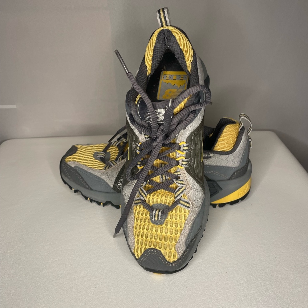 New Balance Gray Yellow Womens Running Shoes W808GY size 6